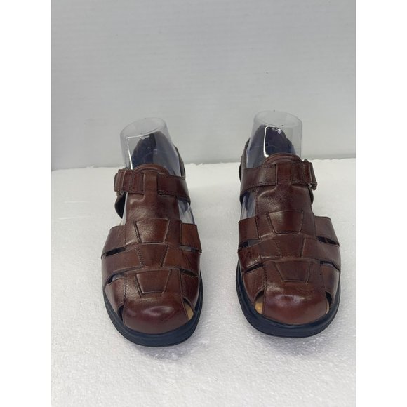 Thom McAn, woman’s size 8 brown sandals, shoe - Picture 13 of 16